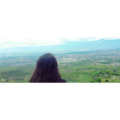 vargastellez12's profile picture. Habla, escucha, ... sonríe, acaricia, besa, .. siente, piensa, ama y sueña ... con el corazón.♥ ♥