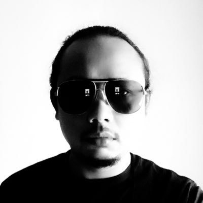 Se7entrust's profile picture. Simply complicated, social entrepreneur, humanitarian worker, art addict, culture admirer, bassist, amateur painter, graphic designer, PADI Open Water Diver