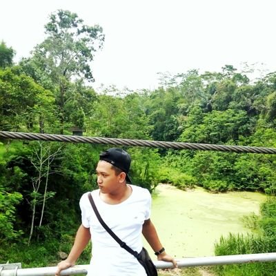 AndreasBagus_W's profile picture. Software Developer, need a softwae for your business? i'm on WhatsApp. 085741838378