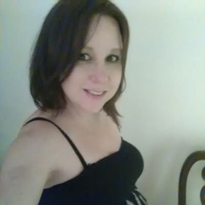 BeckyIannarone's profile picture. 