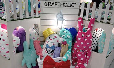 c2vwhPHfIKGcc8Y's profile picture. 