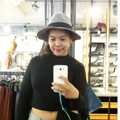 stell_loo's profile picture. Tete Manis pung anak | TERNATE & TOBELO | Spain and Italy ❤