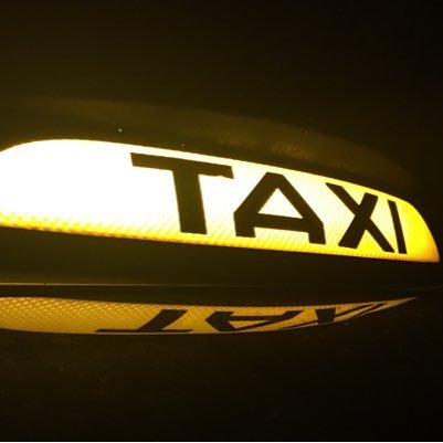 Black taxi online are Licensed London Cab Drivers offering customers the opportunity to book a London Taxi for airport transfers, long journeys and tours.