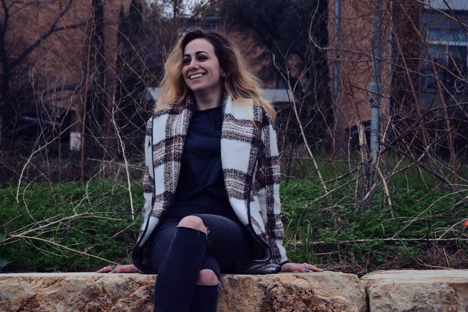 marie_charleeen's profile picture. Music and Coffee😝