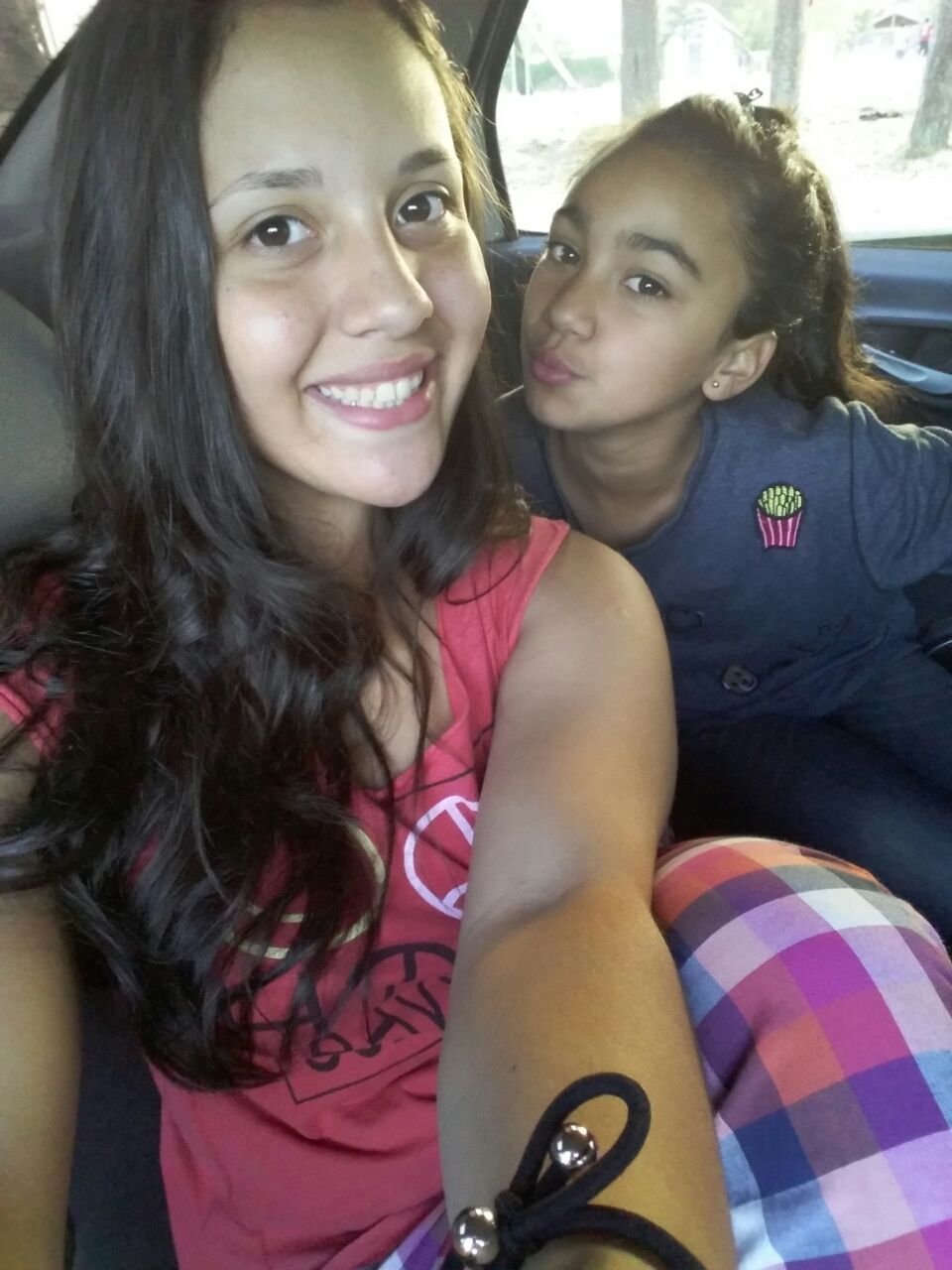 Roopz13's profile picture. Insta: RoZampolini






                                                             Face: Ro Perez Zampolini









Snap:💎 Ro💎