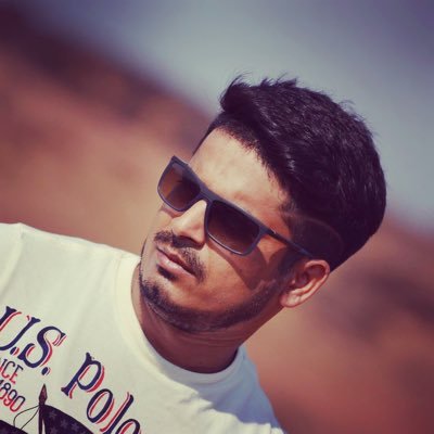 बद ने बद समझा, नेक ने नेक जाना मुझे.जिसमें जितना इल्म था,उसने उतना पहचाना मुझे।