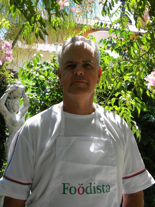 borderlesscook's profile picture. Just a bunch of good, and some not so good, culinary experiences. Brazilian foodie and blogger (in that order). Tags: cooking, food, gastronomy, culinary.