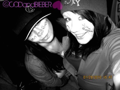 I LOVE JUSTIN BIEBER & CHRISTIAN BEADLESS!! (: