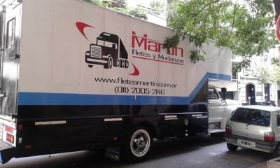 Hola soy el dueño de Mudanzas Martin , contamos con mas de 10 años en el mercado y nos esforsamos para siempre prestar un buen servicio ,, 
Gracias