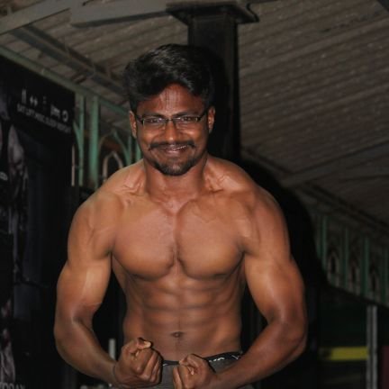 KeshawanThilak's profile picture. Smile