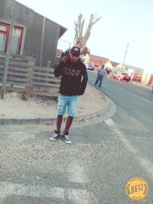 Siyamthanda Gongxweni known as his stage name Kid Flamish.This rapper started to rap at an younger age in 2009 but he is an unsigned rapper from South Africa .