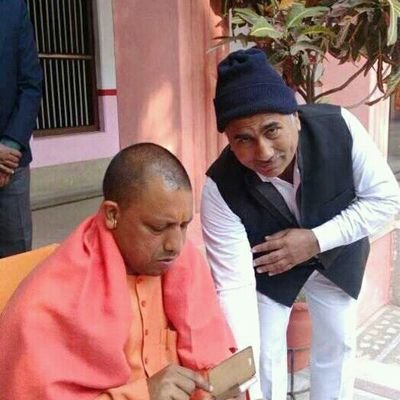 azsinghdinesh's profile picture. मेरी_पहचान 
नरेन्द्र मोदी का घोर समर्थक  हु
बीजेपी का सक्रिय कार्यकर्ता हु
आरएसएस का सक्रिय स्वयंसेवक हू
बाबा गोरखनाथ का उपासक हू
RSS के विद्यालय का छात्र रहा ह