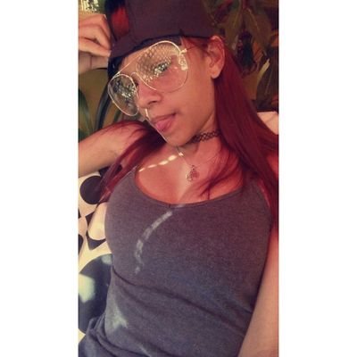 kendall_marii's profile picture. I like reading📖💫
IG.kendal_198 ♓

estaba en la oscuridad y en la oscuridad me convertí.  💫🌌