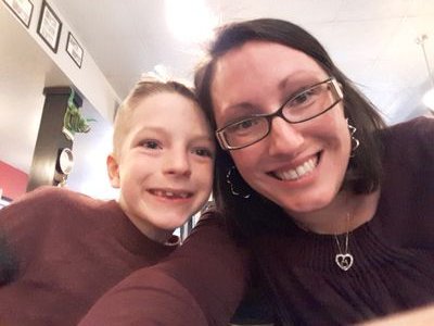 ANault84's profile picture. Wife, mother, Canadian, human.