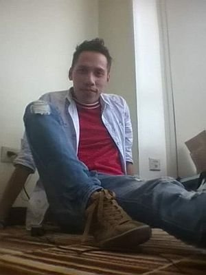 JosephPilapil1's profile picture. I need more information about the politics and news