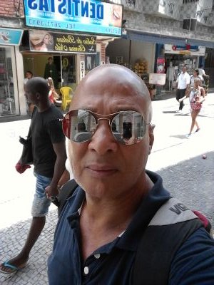 gosto de prática esporte gosto Boxe e futebol