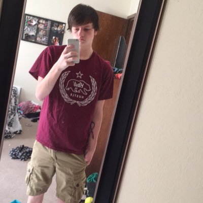 NickH800's profile picture. 