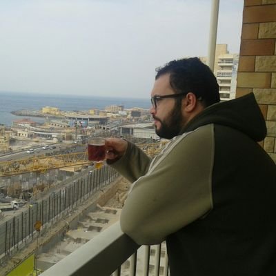 ‏انسان عادي جدا احب لكل الناس