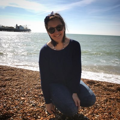 DearDeannaaa's profile picture. looking to add 'ability to communicate idea in 140 characters or less' to my resume