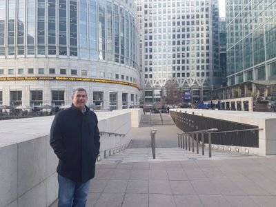 Urologist ,Genito Urinary Surgery,Fellow of the European Board of Urology,MHS(ESA)
President of the Lebanese Urological Society.
USJ Beirut Lebanon