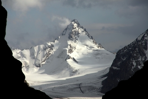 The team of Beckwith, Traver , Parenteau, & Royer aim to travel to the Djangart region of Kyrgyzstan to make first ascents of unclimbed peaks.