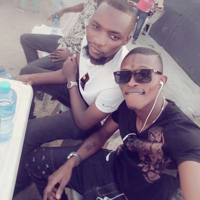 luckyakanmu's profile picture. Lucky 👦