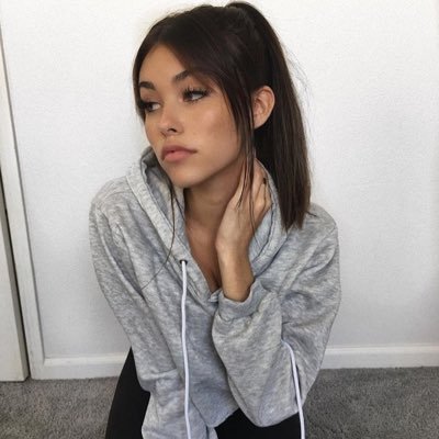 diamcndkisses's profile picture. I'm not a lie, I'm not an illusion. I'm a princess, so what's the confusion?