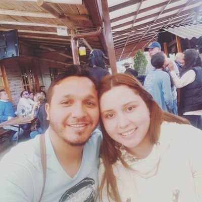 Feliz enamorado de Gloria Melo... Me encanta tener tiempo de calidad juntos.