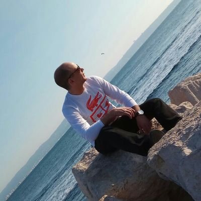 zv80's profile picture. 