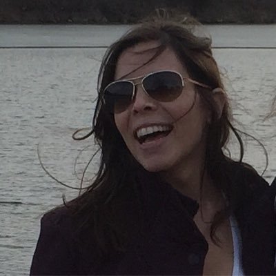 I am: single mommy of 2, friend, daughter, sis, aunt, chaos organizer, and an overall fabulous productive member of society!