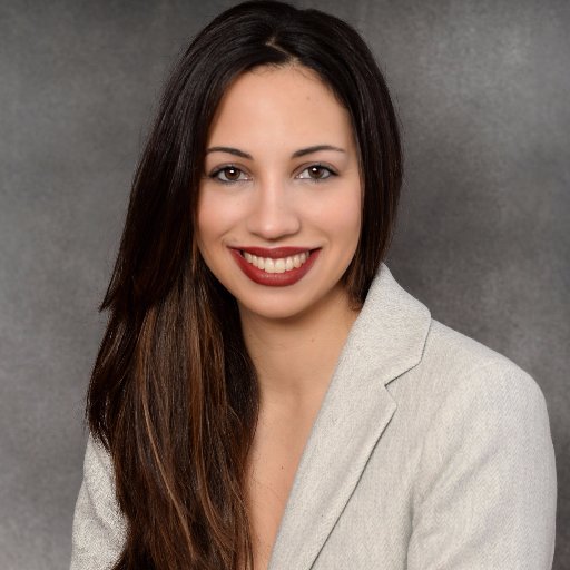 pili_martnezM's profile picture. Me gusta la gente que siempre tiene una excusa para sonreír...