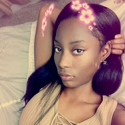 Tamericks Mommy 👣, KC Born & Raised Follow me on 👻: @ Coca_bossin, Follow me on instagram: @tharealcoca, Add my FB: Coca Coca #NewTwitter #Hustle #Stack