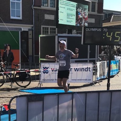 m'n 3 meiden - Hardlopen - Wandafwerking -