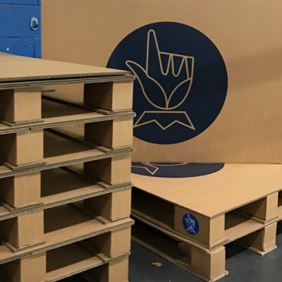 Fabrication de palettes cartons, personnalisable, légère, multi-formats.... #palettecarton Fabrication d'emballages en carton ondulé, bois, sur-mesure.