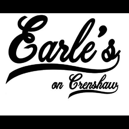 Earle's is a famous Los Angeles hot dog restaurant in the heart of Crenshaw district 🏁 #VeganFriendly