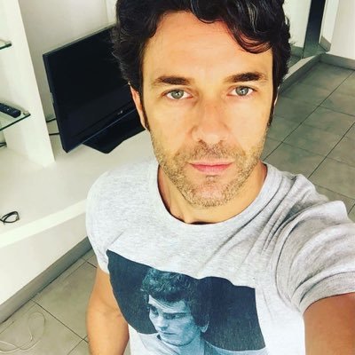 Je suis quelqu'un de sympas et sincère 😉