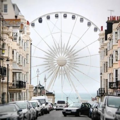 Brighton Jobs is the Twitter page for the latest job vacancies in Brighton area of East Sussex.