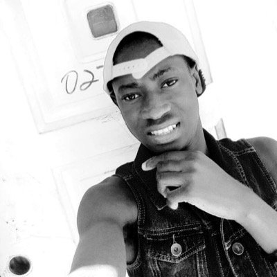 Zoerase's profile picture. swagger tt tan