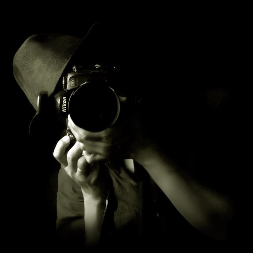 Hai saya seorang fotografer, sekarang lagi belajar tentang microstock, kopi dan youtube / vlogger