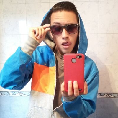 El11Junior's profile picture. Un mal día es todo lo que necesitas, para reducir el hombre mas cuerdo a la locura C: