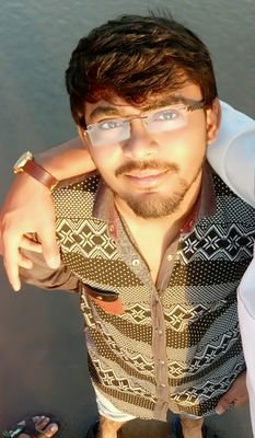 Vyom6012's profile picture. 