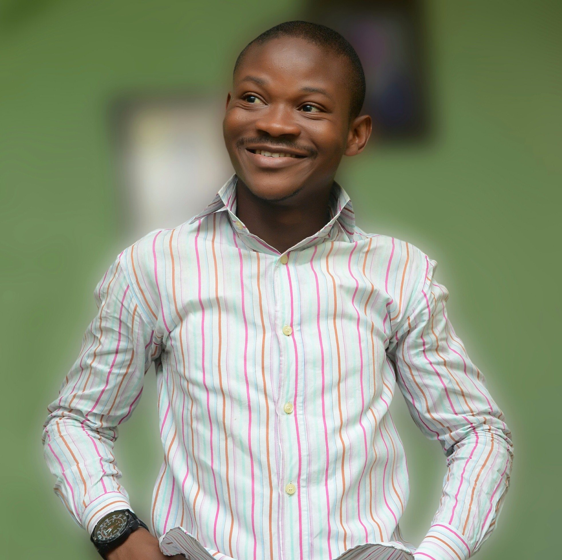 Global Citizen. Lead Consultant at DejiOyesola Photography. Music Lover