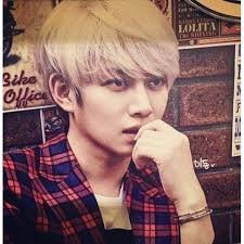 BornToRoastYall's profile picture. ѕσ, нєяє ι αм, кιηg σƒ яσαѕтιηg, ƒιgнт мє ση тнιѕ. | Writer! oc | 18+