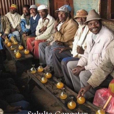 SmallEngine's profile picture. 