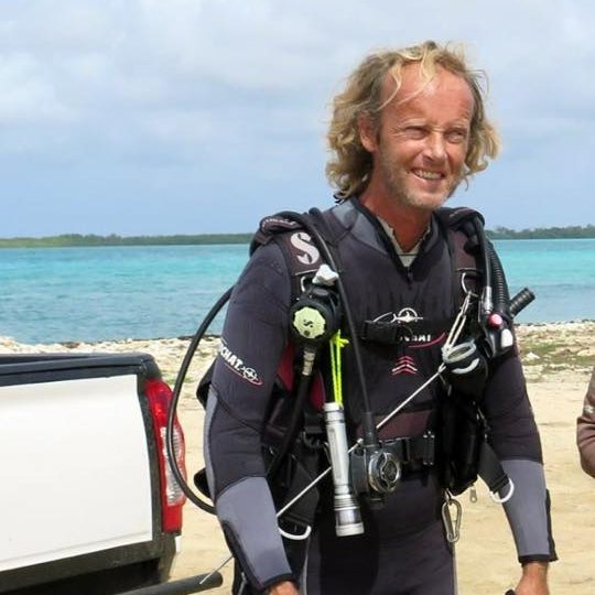 Bas Diving, specialized in Shore Diving the East Coast (Wild Side) of Bonaire. Here you find the most beautiful reefs of Bonaire. Join me for some great dives!