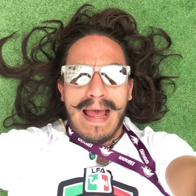 Energético, platicador, honesto, chambeador y más.....conóceme pues 😉