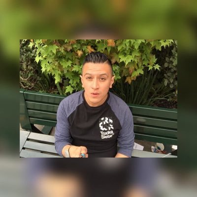 Alexxmueka's profile picture. Ya encarrilado el ratón.....chingue a su madre el gato!!!