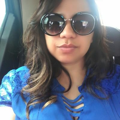 YleanaS's profile picture. 