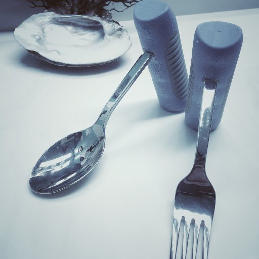 Utensils to stabilize hand tremors, bring confidence and independence to those with Parkinson’s or Essential Tremors. #SteadiWare #HelpAHand https://t.co/MqIJzbKrXQ