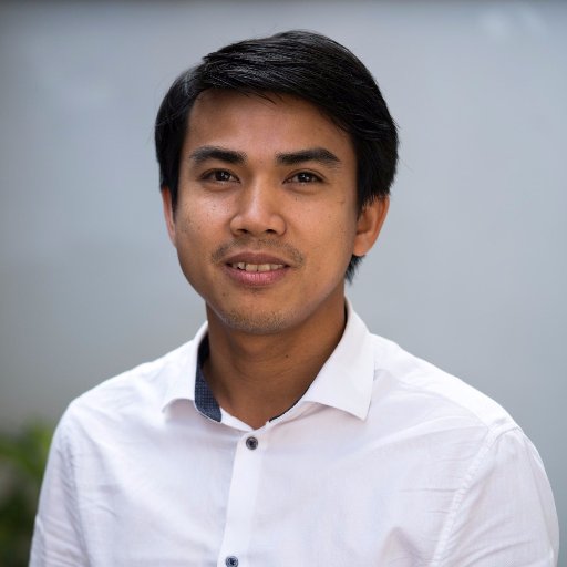 sovireak's profile picture. 